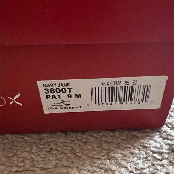 Capezio Kids Tap Shoes - Picture 2 of 2